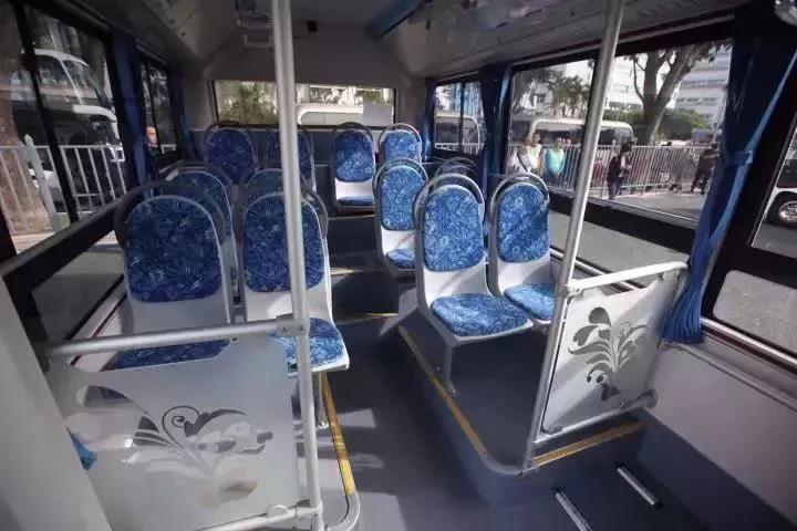 亚洲午夜无码毛片AV久久小说