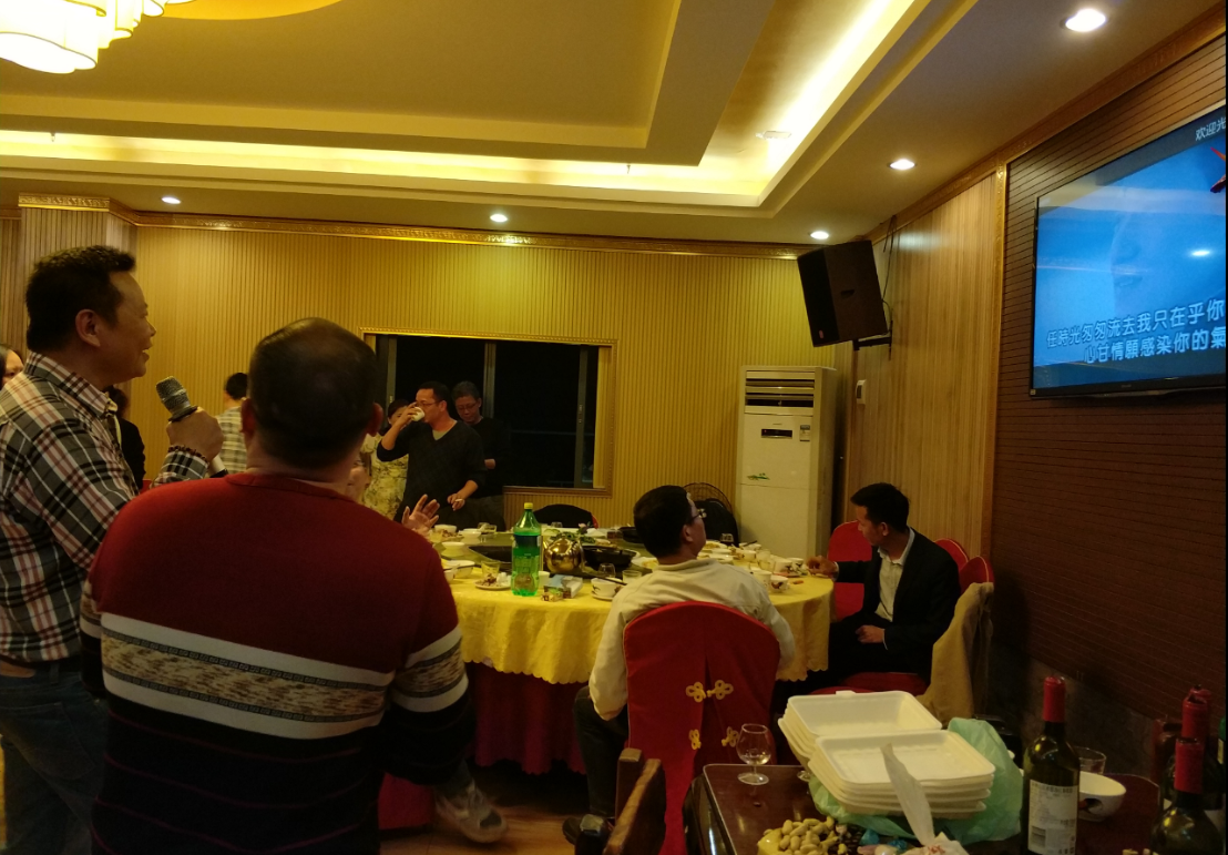 亚洲午夜无码毛片AV久久小说
